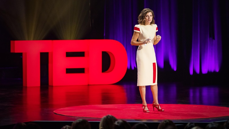 TED Talk là kênh luyện nghe học thuật uy tín 