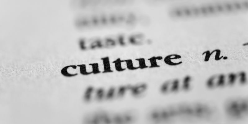 CULTURE - Chủ đề IELTS Writing Task 2 văn hóa